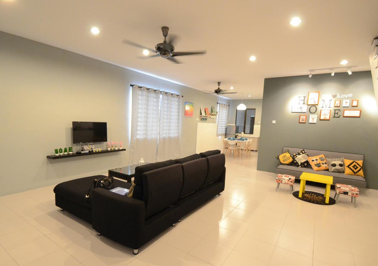 Decozy Homestay Ipoh Esterno foto
