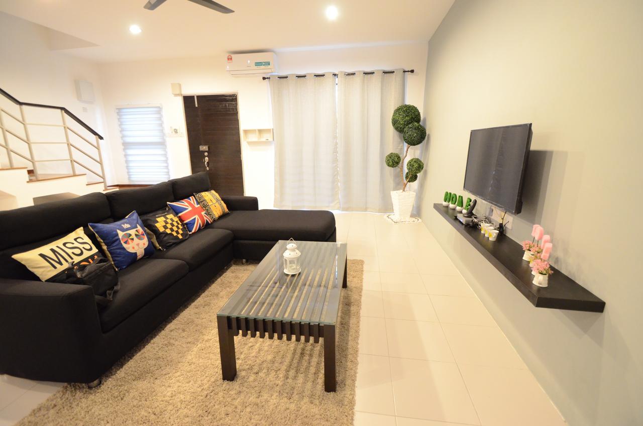 Decozy Homestay Ipoh Esterno foto